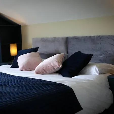 5* Self Catering نيناغ